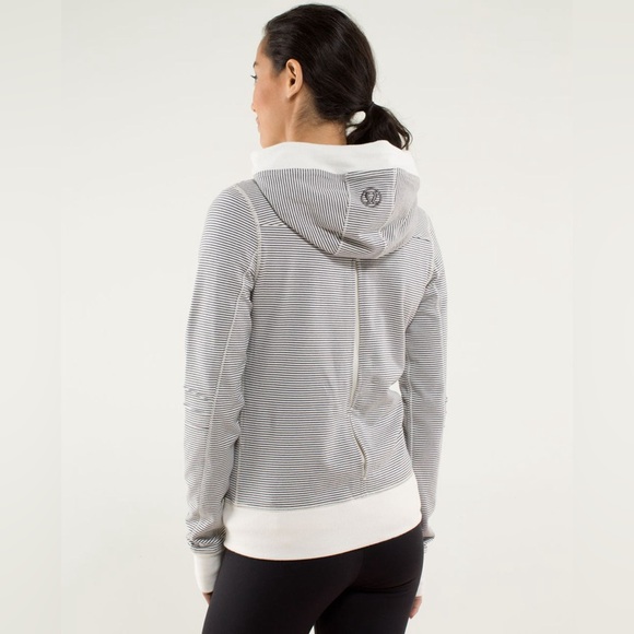 Lululemon Bliss Break Hoodie
Wagon Stripe Angel Wing Soot Light / Angel Wing - Picture 1 of 14
